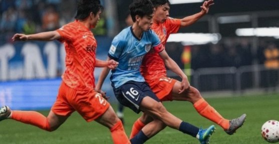 中超大连1-3玉昆 奥斯卡双响