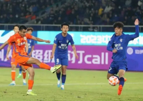 中超前瞻：榜首对决再掀高潮 京沪大战难分胜负