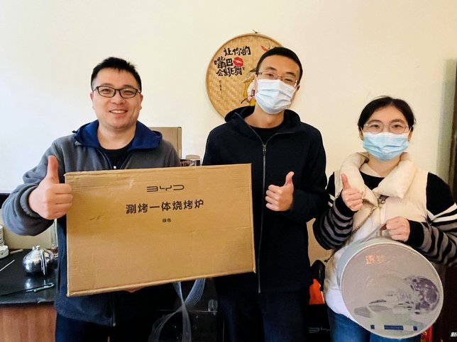 小将让球引争议 点球事件牵动青训话题