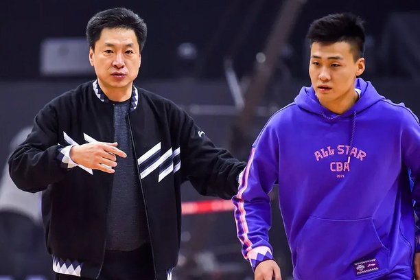 上海队左边后卫李秋甫简介