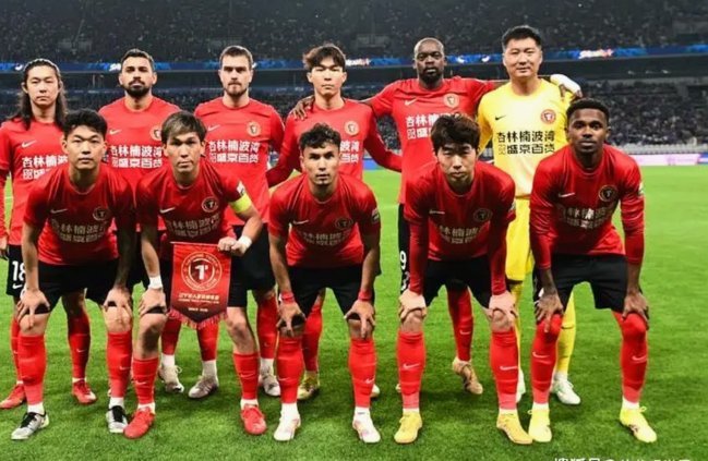 邦本宜裕铲中罗竞，裁判未判黄